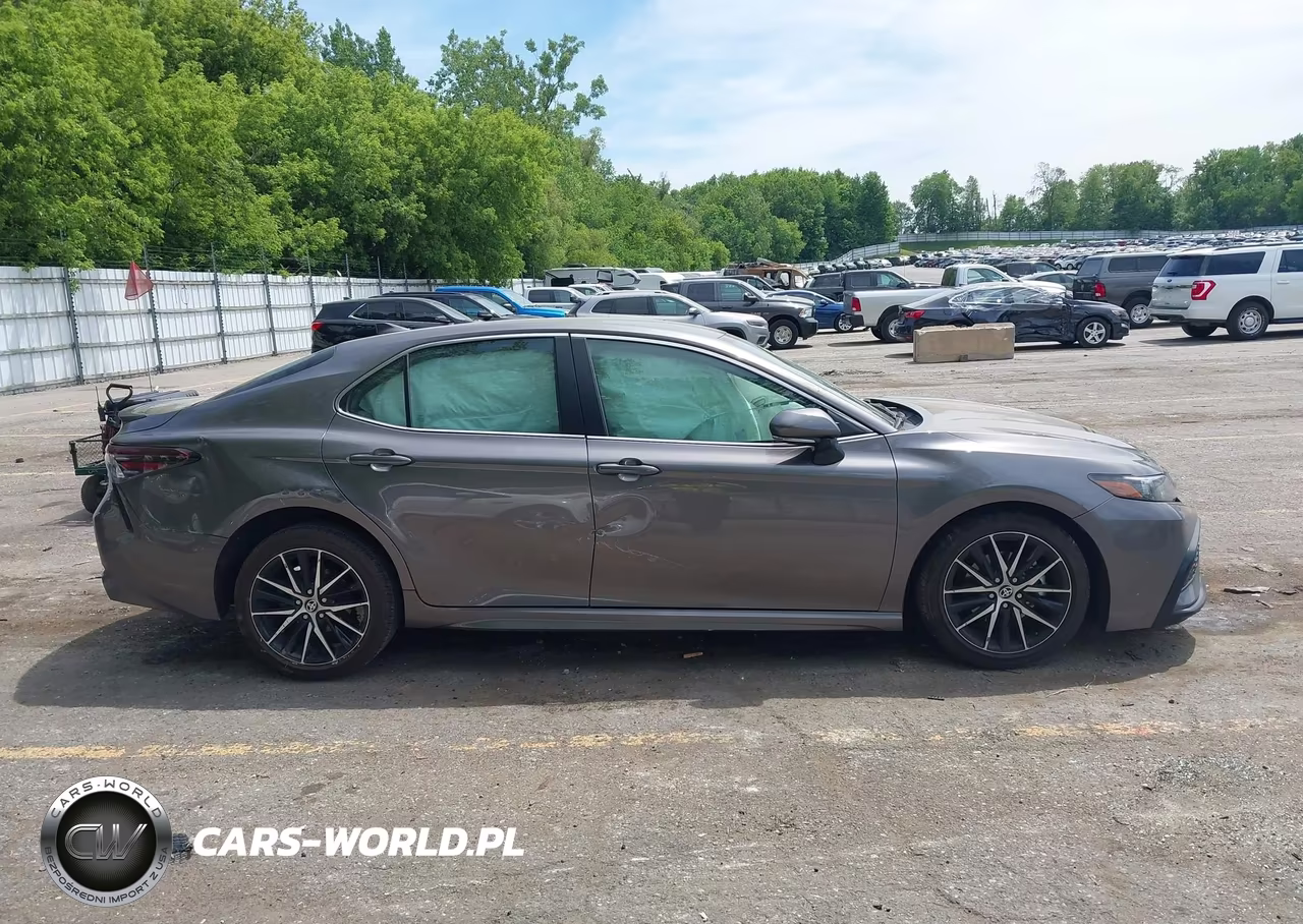 2024 Toyota Camry Se VIN:4T1T11AKXRU231778 - 13