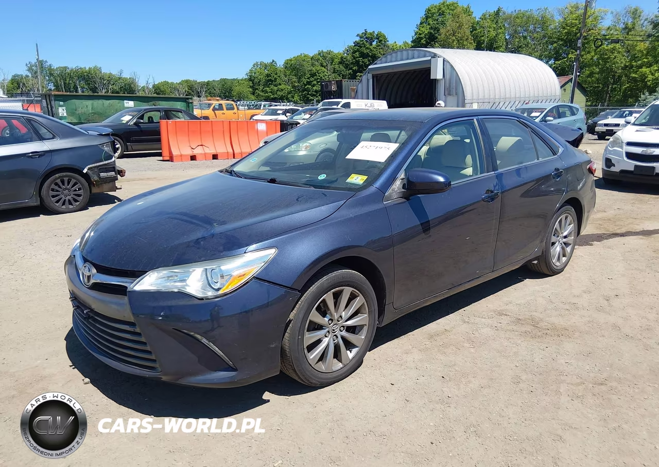 2015 Toyota Camry Xle VIN:4T4BF1FK2FR472984 - 2