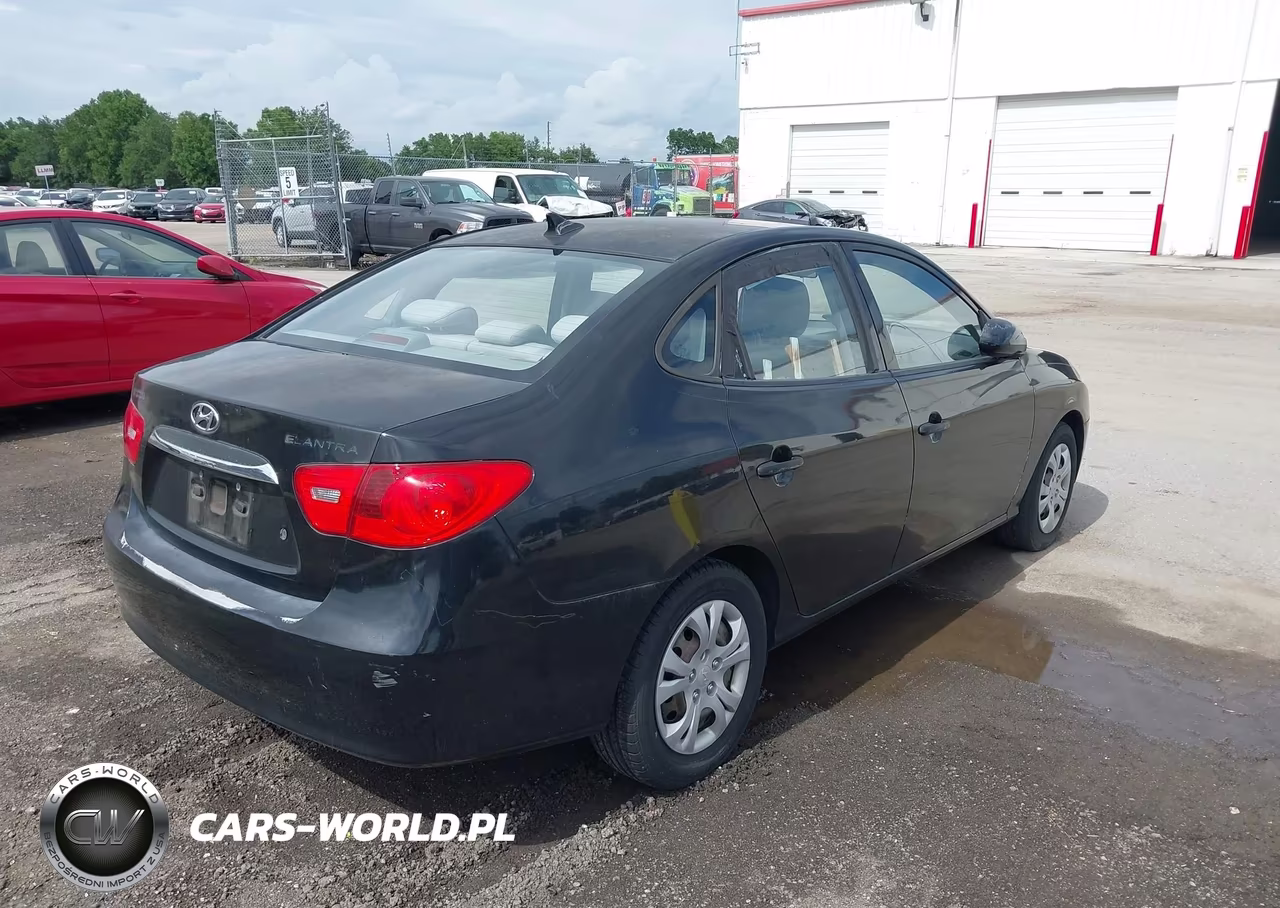 2010 Hyundai Elantra Gls VIN:KMHDU4AD4AU176795 - 4