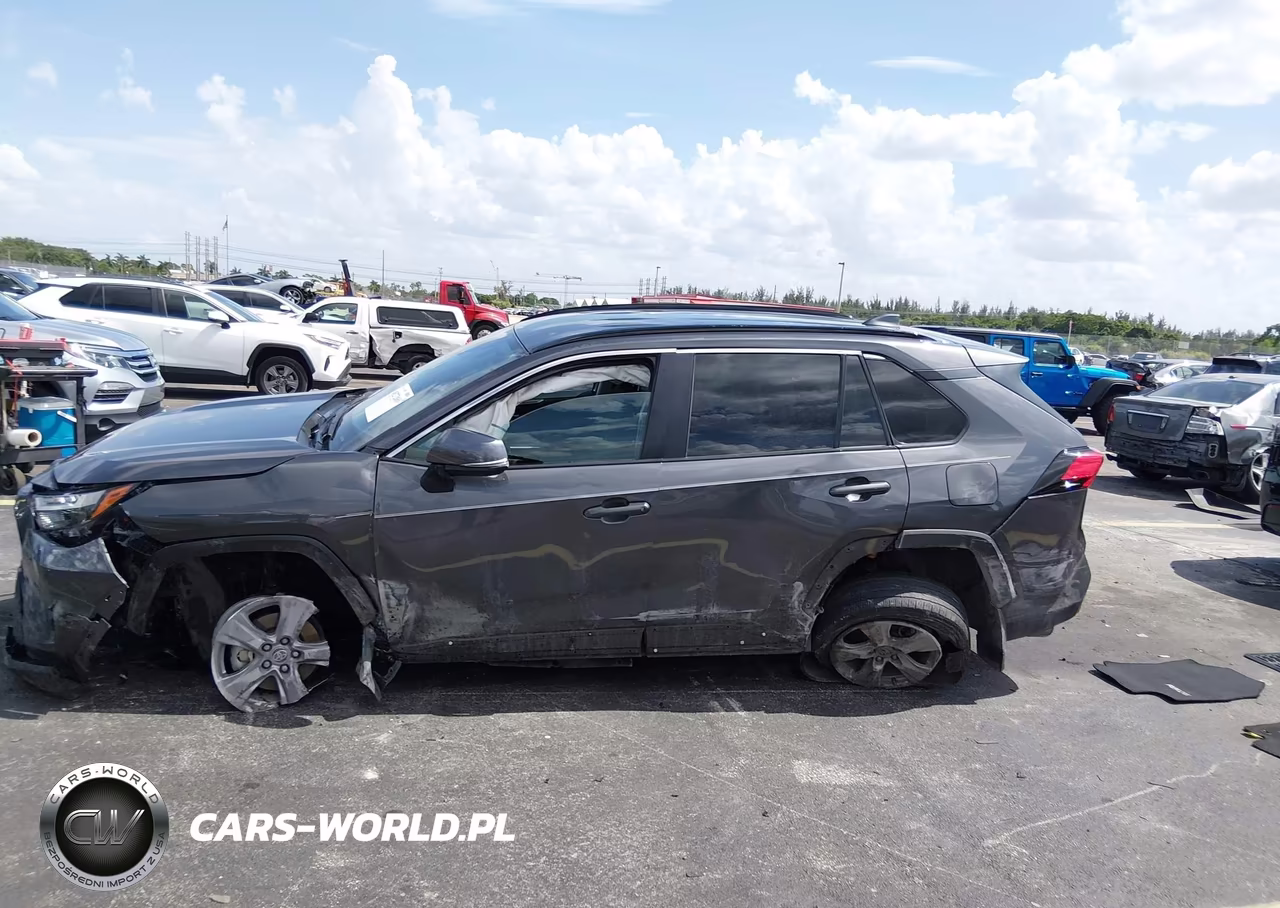 2024 Toyota Rav4 Xle VIN:2T3W1RFV4RW362291 - 14