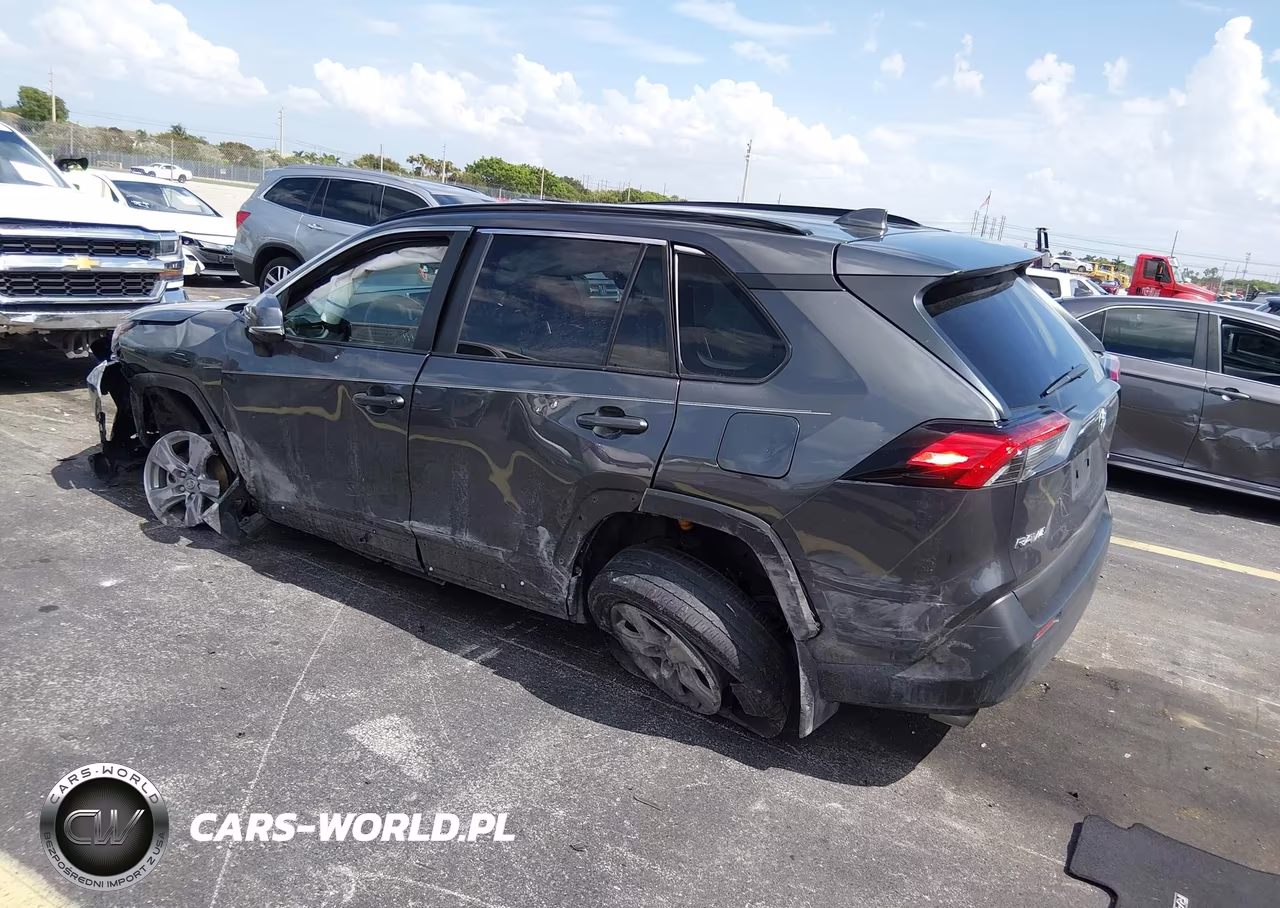 2024 Toyota Rav4 Xle VIN:2T3W1RFV4RW362291 - 3