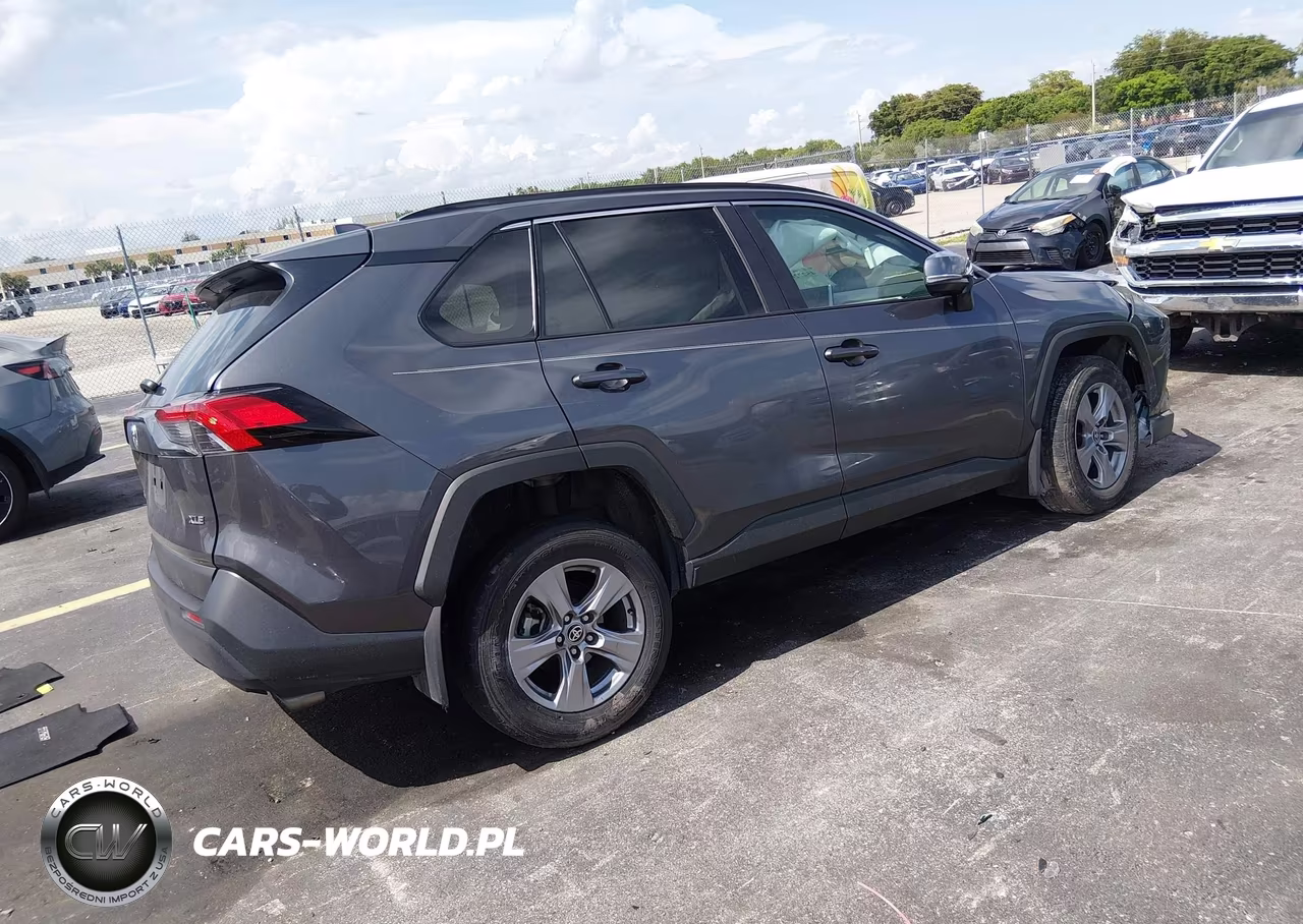 2024 Toyota Rav4 Xle VIN:2T3W1RFV4RW362291 - 4