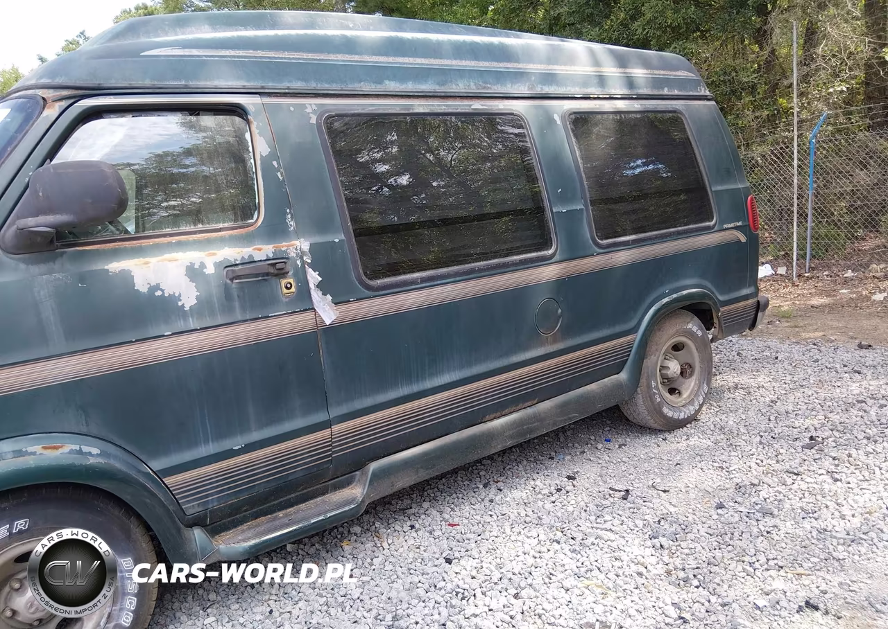 1999 Dodge Ram Van B1500 VIN:2B6HB11Y4XK582494 - 13