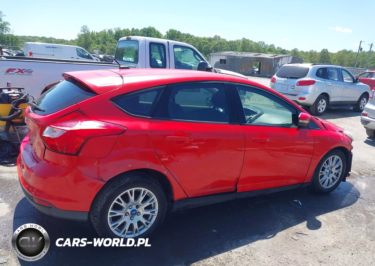 2012 Ford Focus Se VIN:1FAHP3K27CL178897 - 14