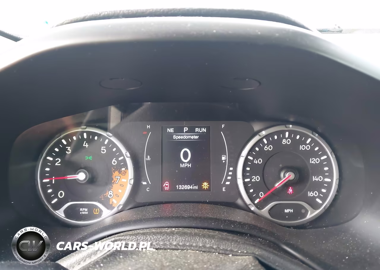 2017 Jeep Renegade Latitude 4X4 VIN:ZACCJBBB9HPG48494 - 7