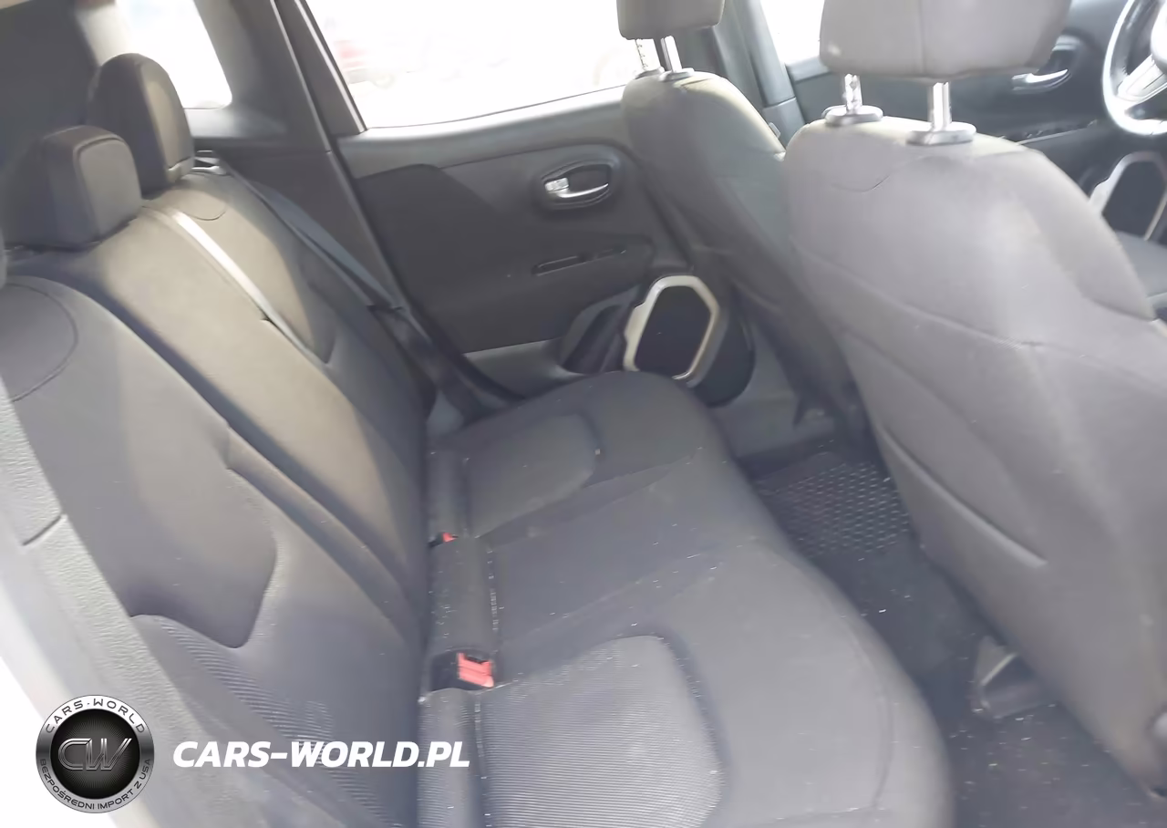 2017 Jeep Renegade Latitude 4X4 VIN:ZACCJBBB9HPG48494 - 8