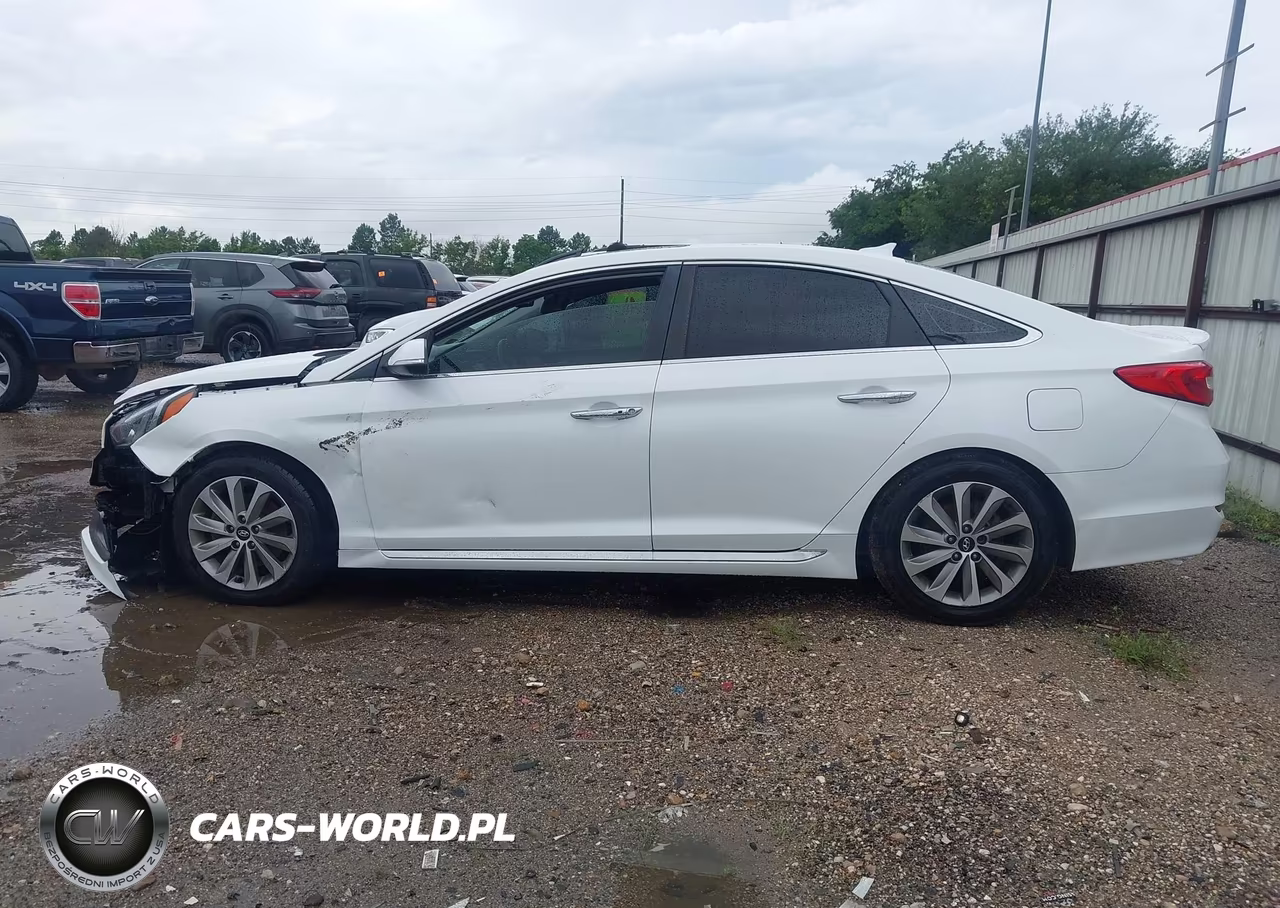 2016 Hyundai Sonata Sport VIN:5NPE34AF5GH349479 - 14