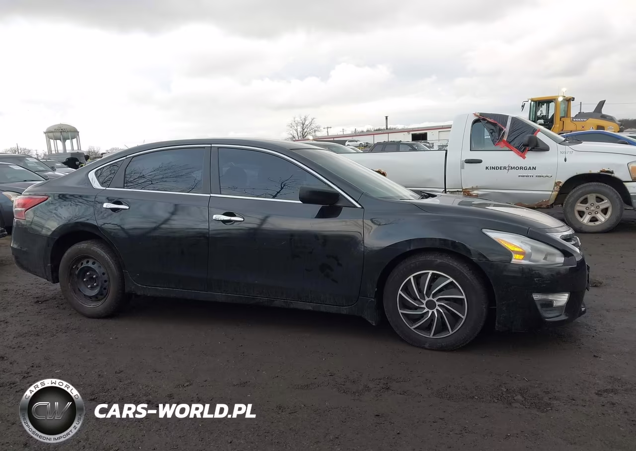 2013 Nissan Altima 2.5 S VIN:1N4AL3AP7DN576174 - 13