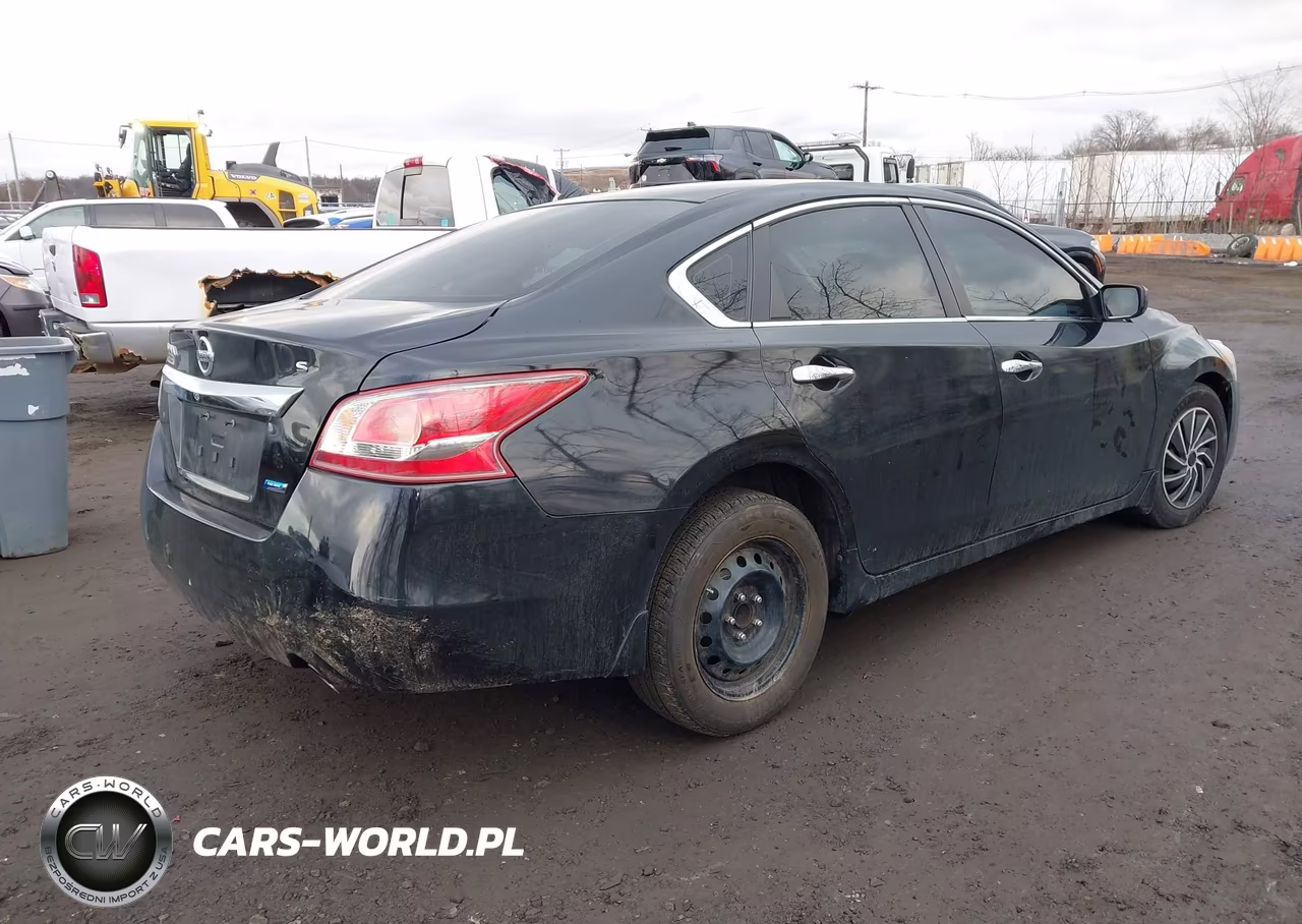 2013 Nissan Altima 2.5 S VIN:1N4AL3AP7DN576174 - 4