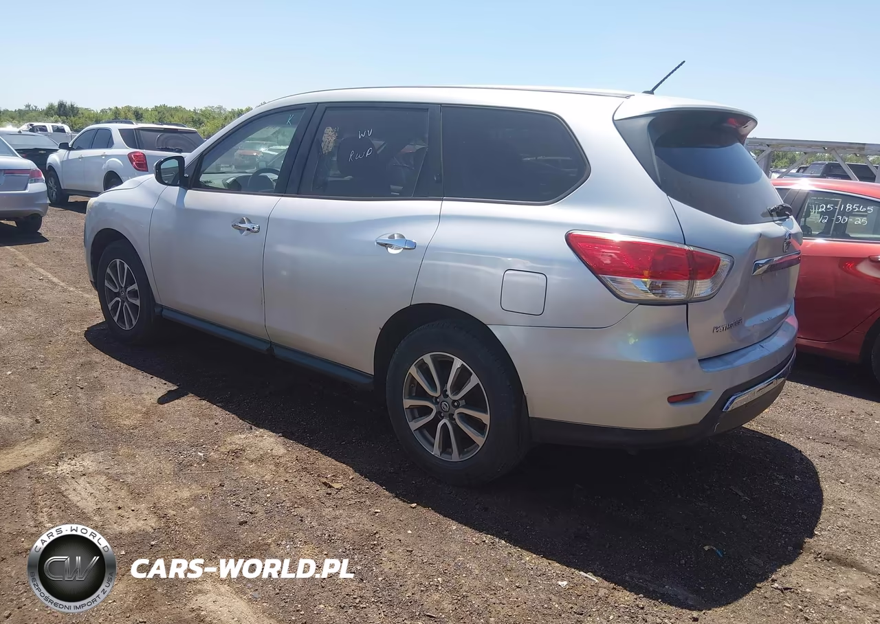2014 Nissan Pathfinder S VIN:5N1AR2MM1EC669396 - 3