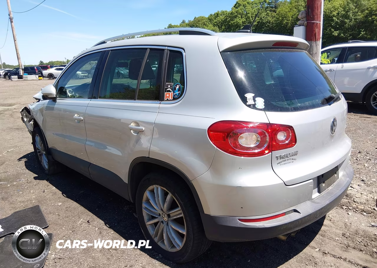 2011 Volkswagen Tiguan Se VIN:WVGBV7AXXBW524640 - 3