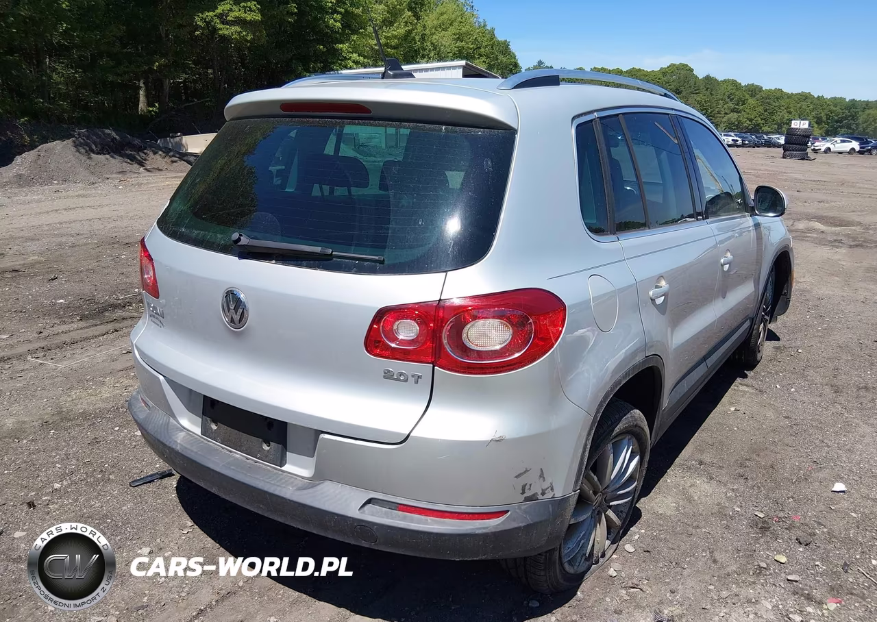 2011 Volkswagen Tiguan Se VIN:WVGBV7AXXBW524640 - 4