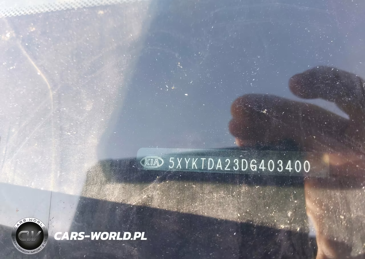 2013 Kia Sorento Lx V6 VIN:5XYKTDA23DG403400 - 12