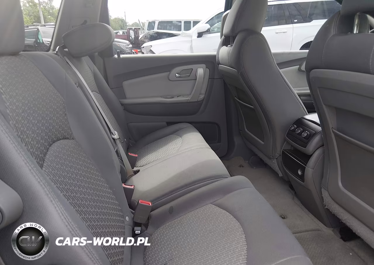 2011 Chevrolet Traverse 1Lt VIN:1GNKRGED5BJ263978 - 8