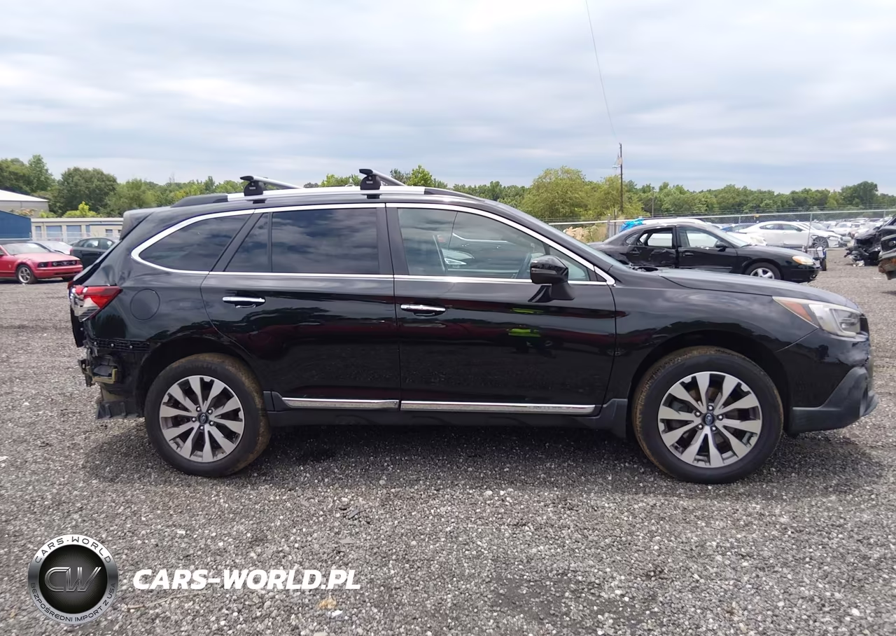 2019 Subaru Outback 3.6R Touring VIN:4S4BSETC0K3365328 - 13