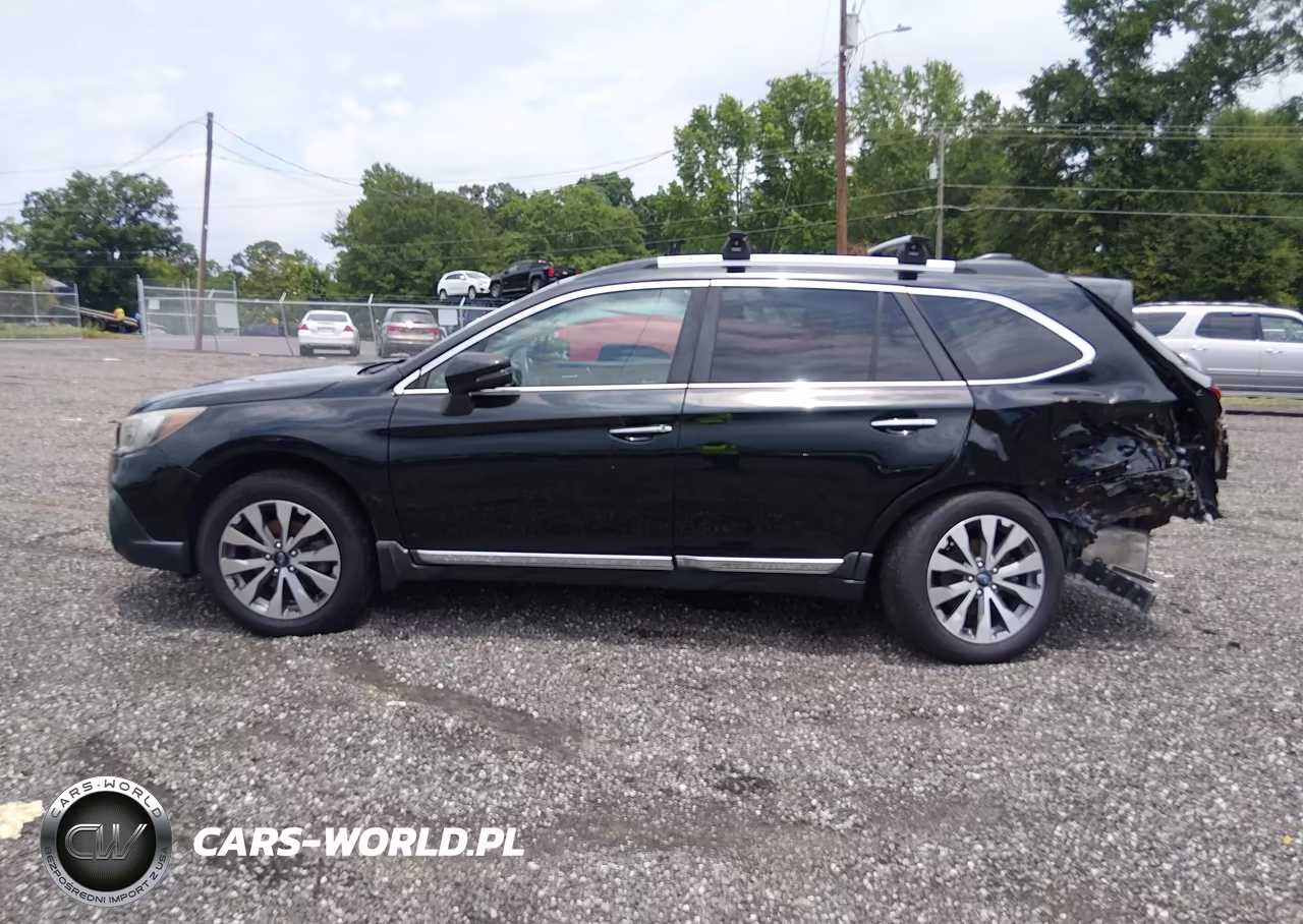 2019 Subaru Outback 3.6R Touring VIN:4S4BSETC0K3365328 - 14