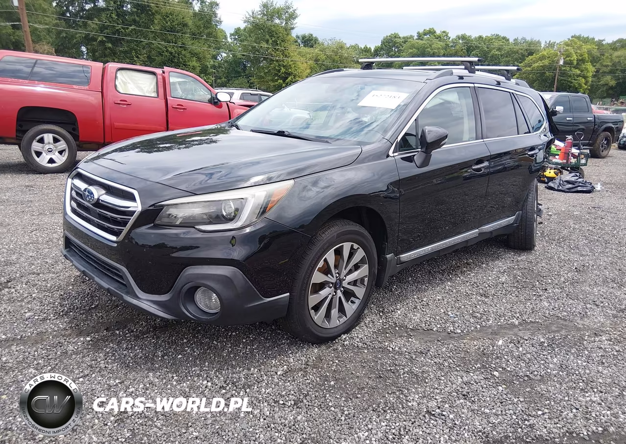 2019 Subaru Outback 3.6R Touring VIN:4S4BSETC0K3365328 - 2