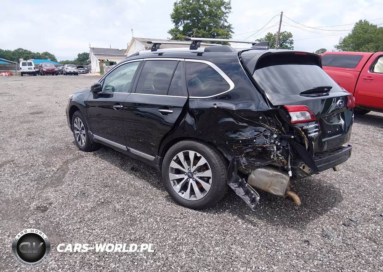 2019 Subaru Outback 3.6R Touring VIN:4S4BSETC0K3365328 - 3