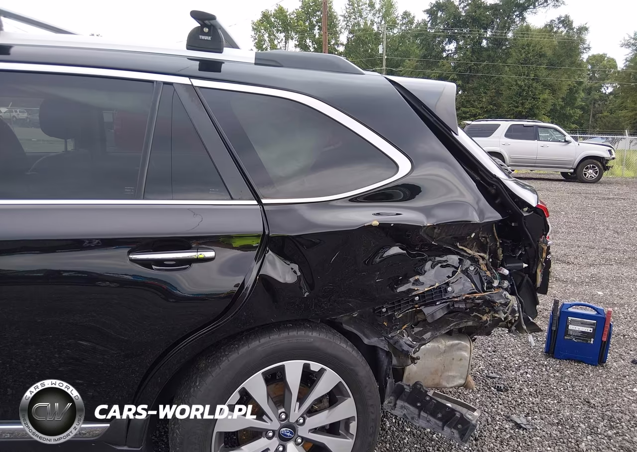 2019 Subaru Outback 3.6R Touring VIN:4S4BSETC0K3365328 - 6