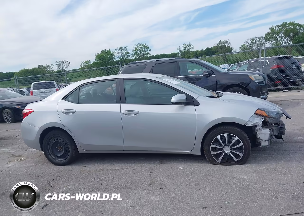 2017 Toyota Corolla Le VIN:2T1BURHEXHC903338 - 13