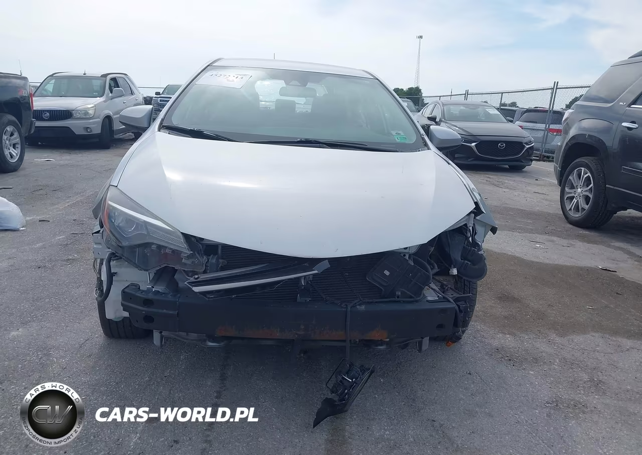 2017 Toyota Corolla Le VIN:2T1BURHEXHC903338 - 6