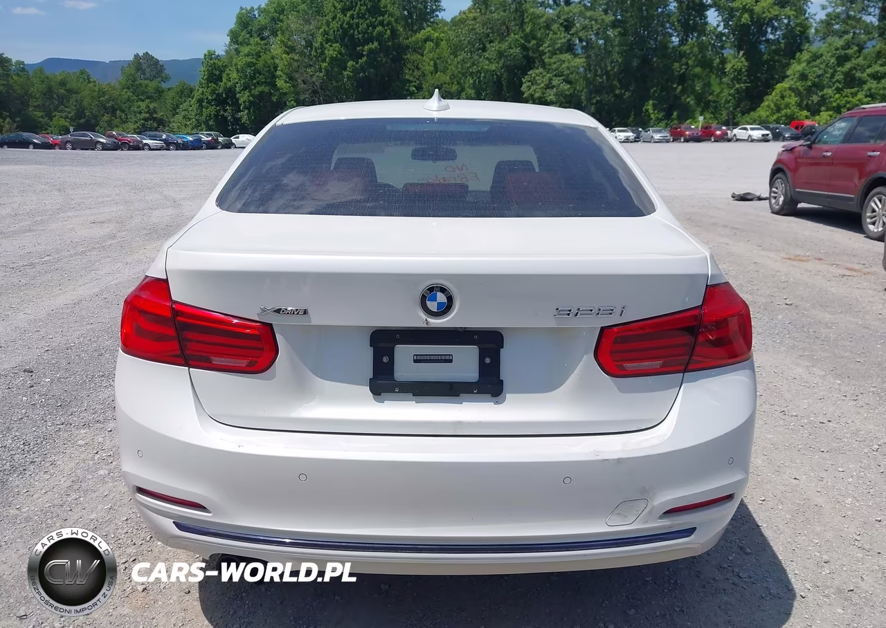 2016 BMW 328I xDrive VIN:WBA8E3G50GNT79258 - 16