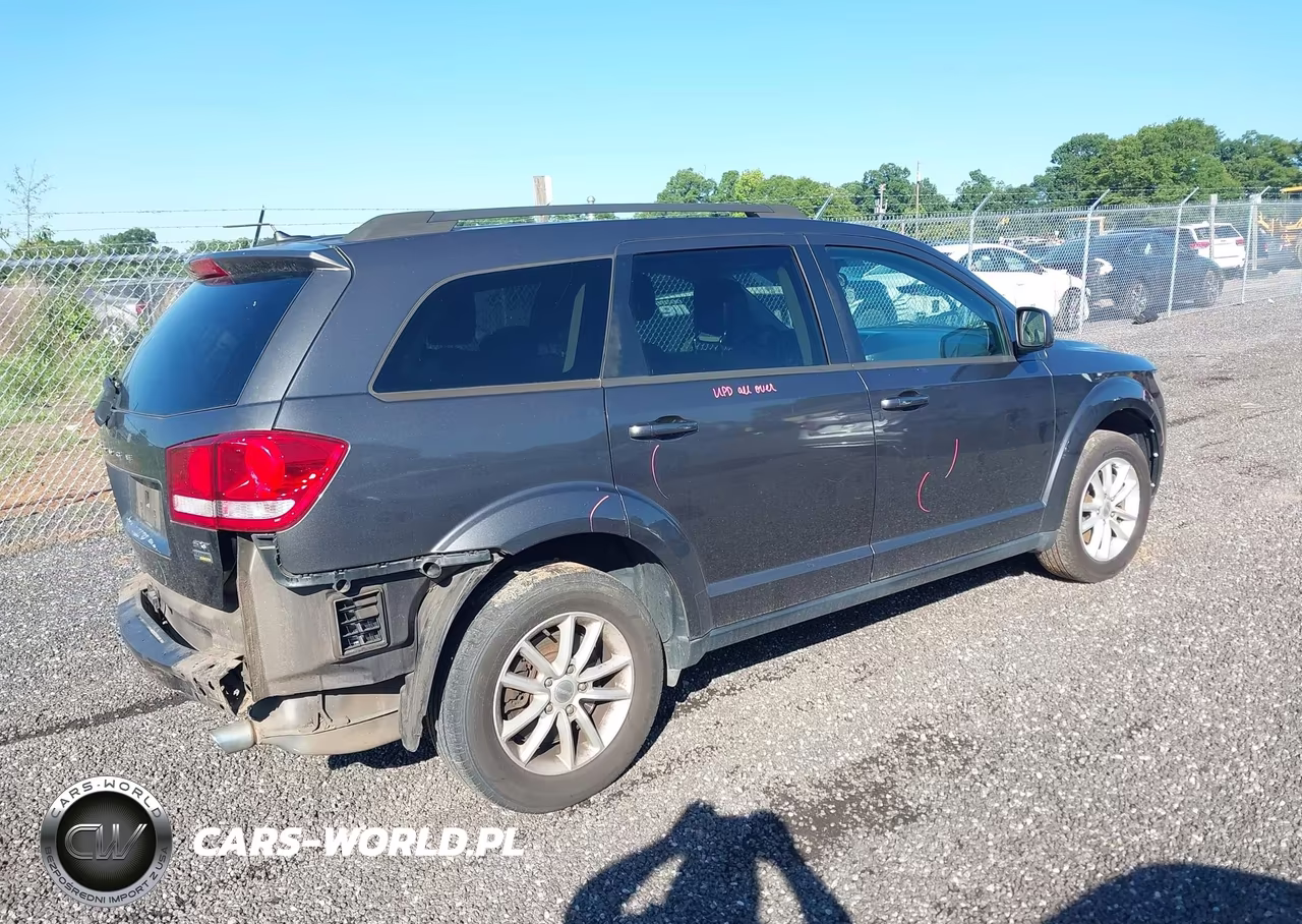 2015 Dodge Journey Sxt VIN:3C4PDCBG4FT637273 - 4