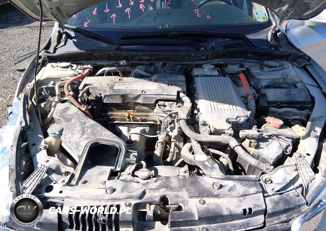 2014 Honda Accord Hybrid Touring VIN:1HGCR6F73EA008929 - 10