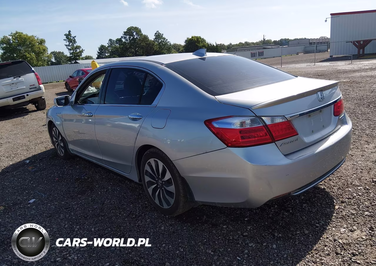 2014 Honda Accord Hybrid Touring VIN:1HGCR6F73EA008929 - 3