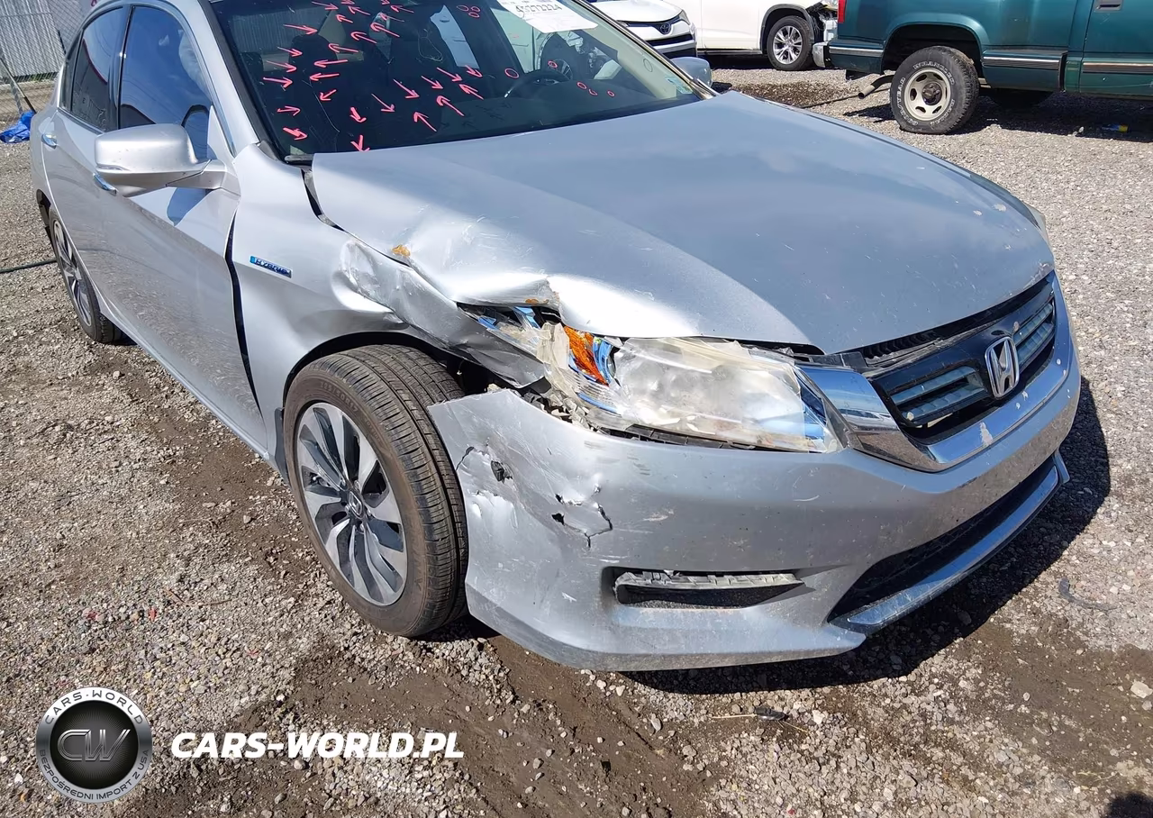 2014 Honda Accord Hybrid Touring VIN:1HGCR6F73EA008929 - 6