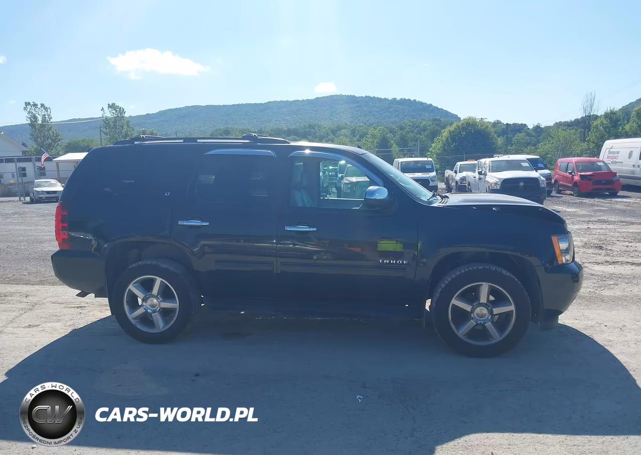 2014 Chevrolet Tahoe Lt VIN:1GNSKBE08ER229057 - 13