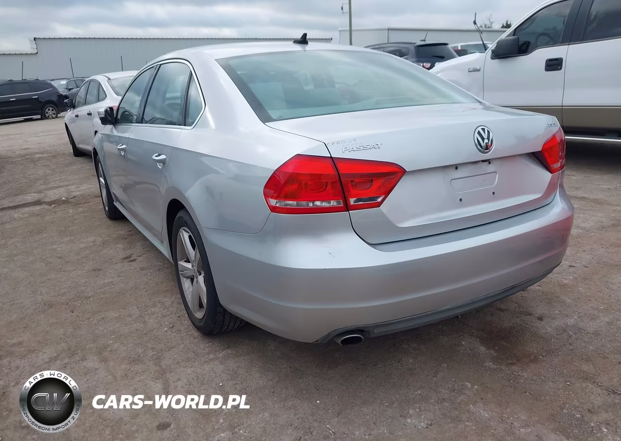 2014 Volkswagen Passat 1.8T Se VIN:1VWBS7A31EC072655 - 3