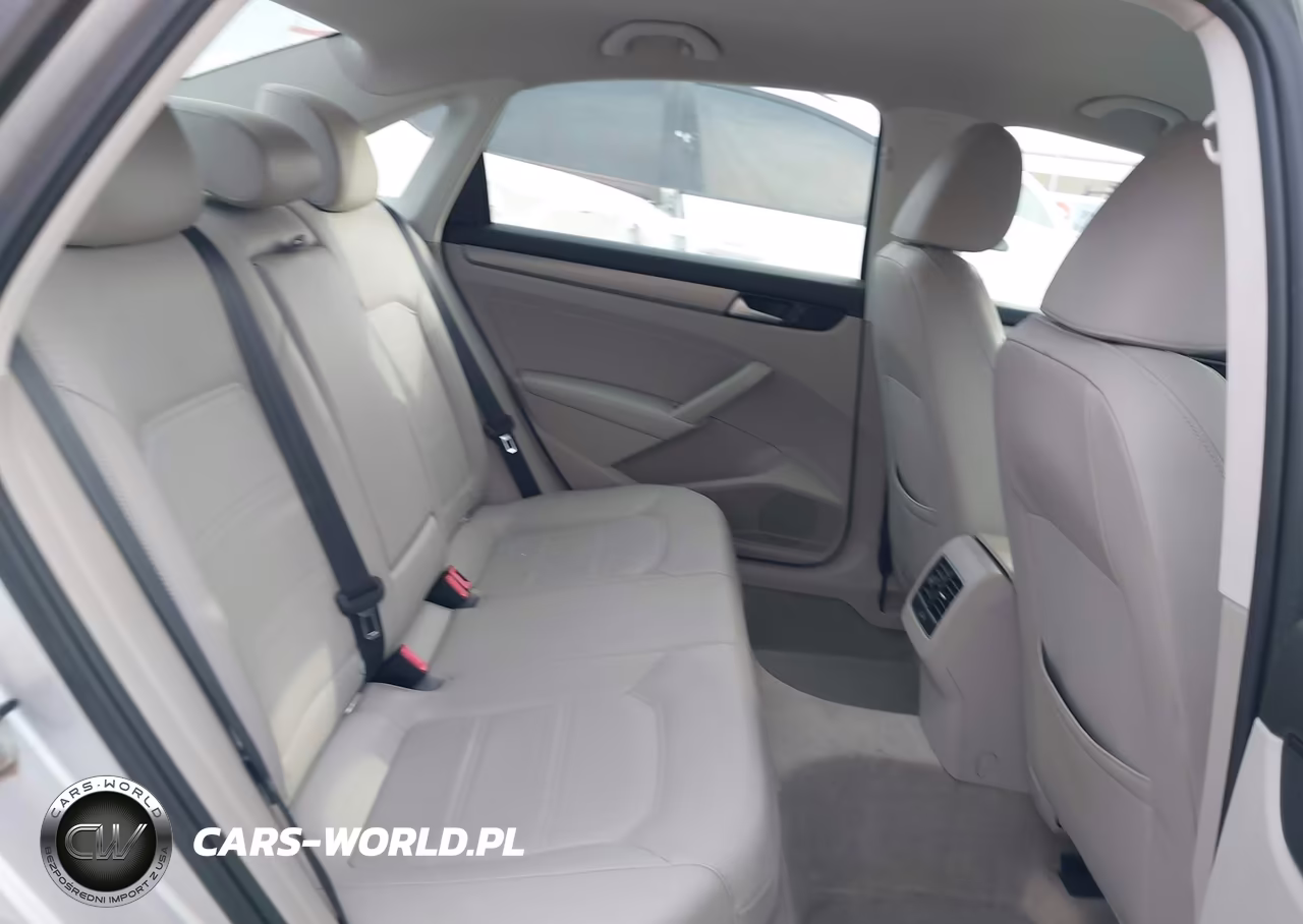 2014 Volkswagen Passat 1.8T Se VIN:1VWBS7A31EC072655 - 8
