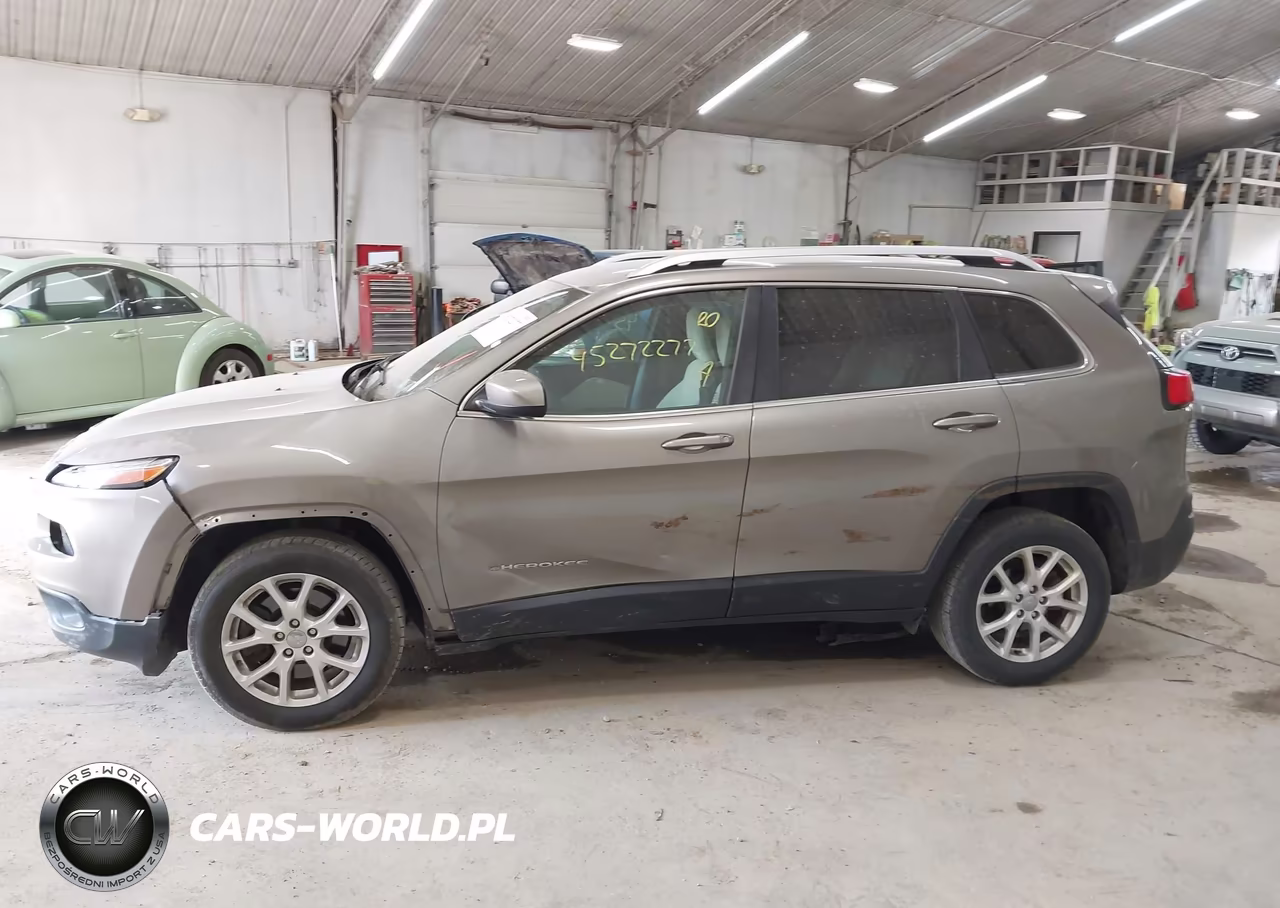 2016 Jeep Cherokee Latitude VIN:1C4PJLCB5GW234149 - 14