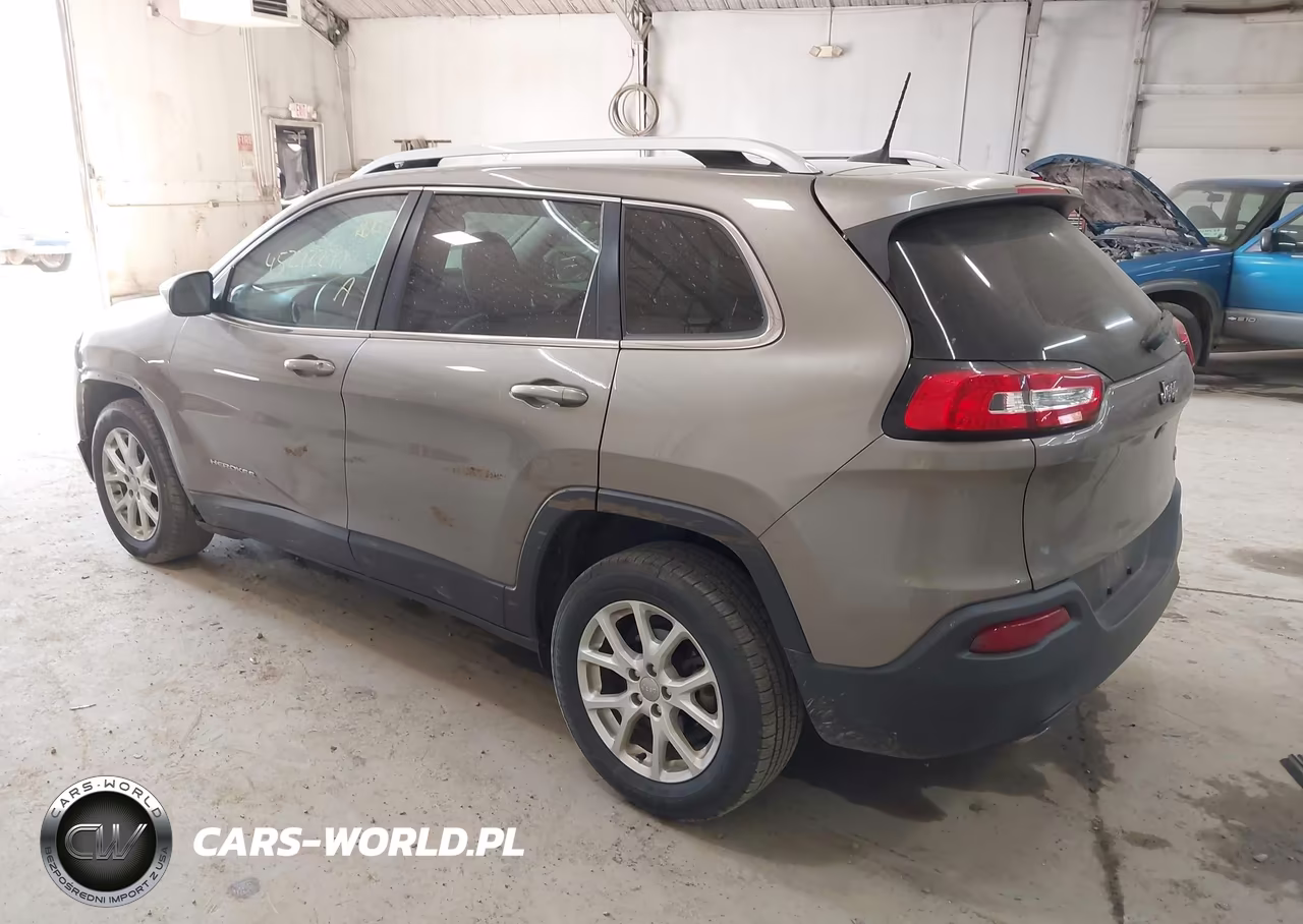 2016 Jeep Cherokee Latitude VIN:1C4PJLCB5GW234149 - 3