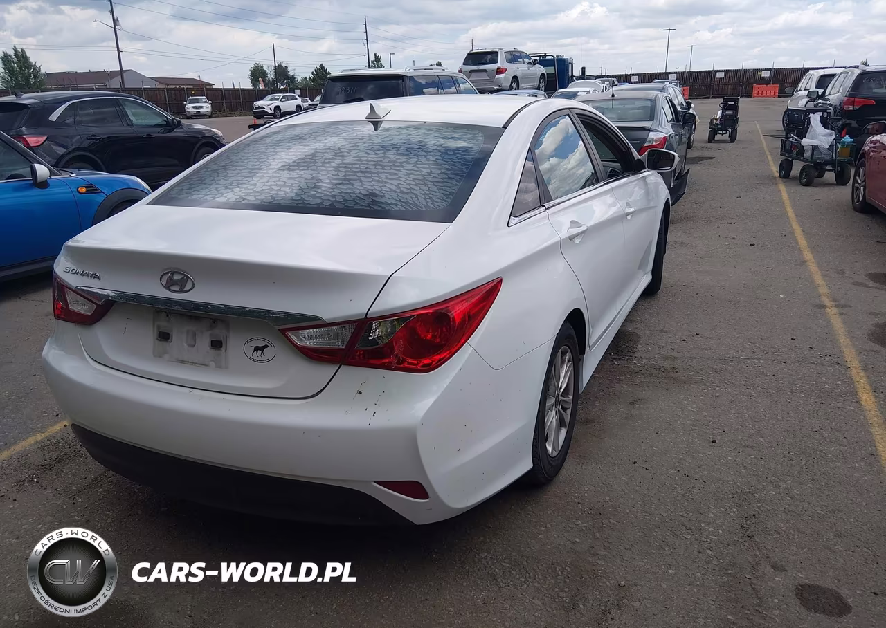 2014 Hyundai Sonata Gls VIN:5NPEB4AC0EH924903 - 4