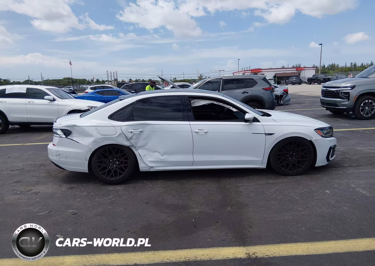 2020 Volkswagen Passat 2.0T R-Line VIN:1VWMA7A33LC014216 - 12