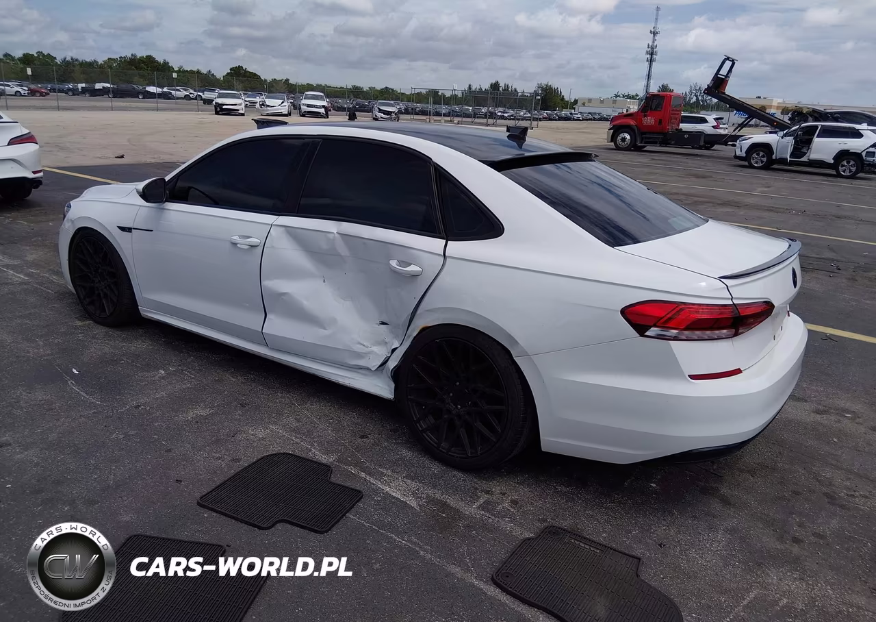 2020 Volkswagen Passat 2.0T R-Line VIN:1VWMA7A33LC014216 - 3