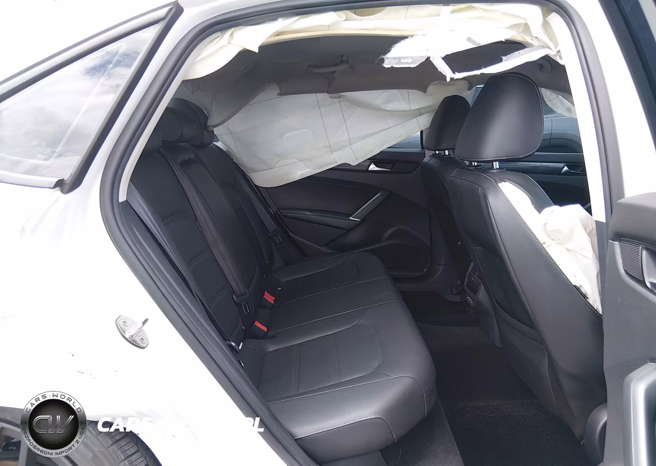 2020 Volkswagen Passat 2.0T R-Line VIN:1VWMA7A33LC014216 - 8