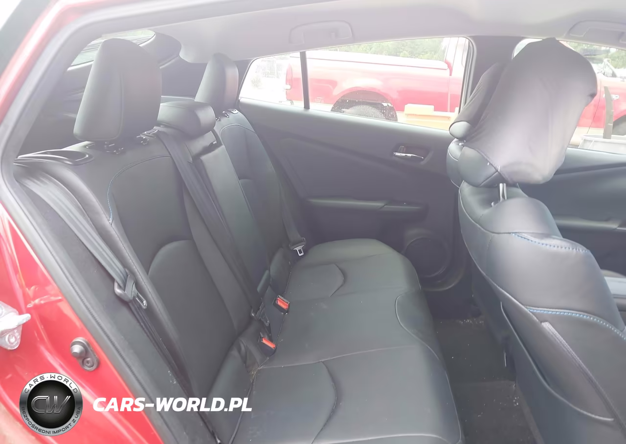 2016 Toyota Prius Three Touring VIN:JTDKARFU2G3521492 - 8