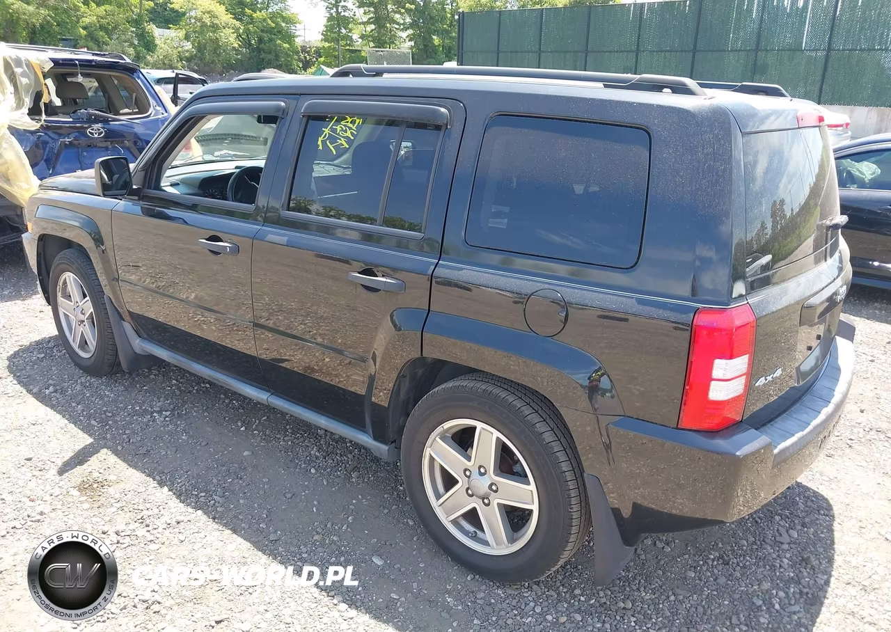 2008 Jeep Patriot Sport VIN:1J8FF28W08D513940 - 3