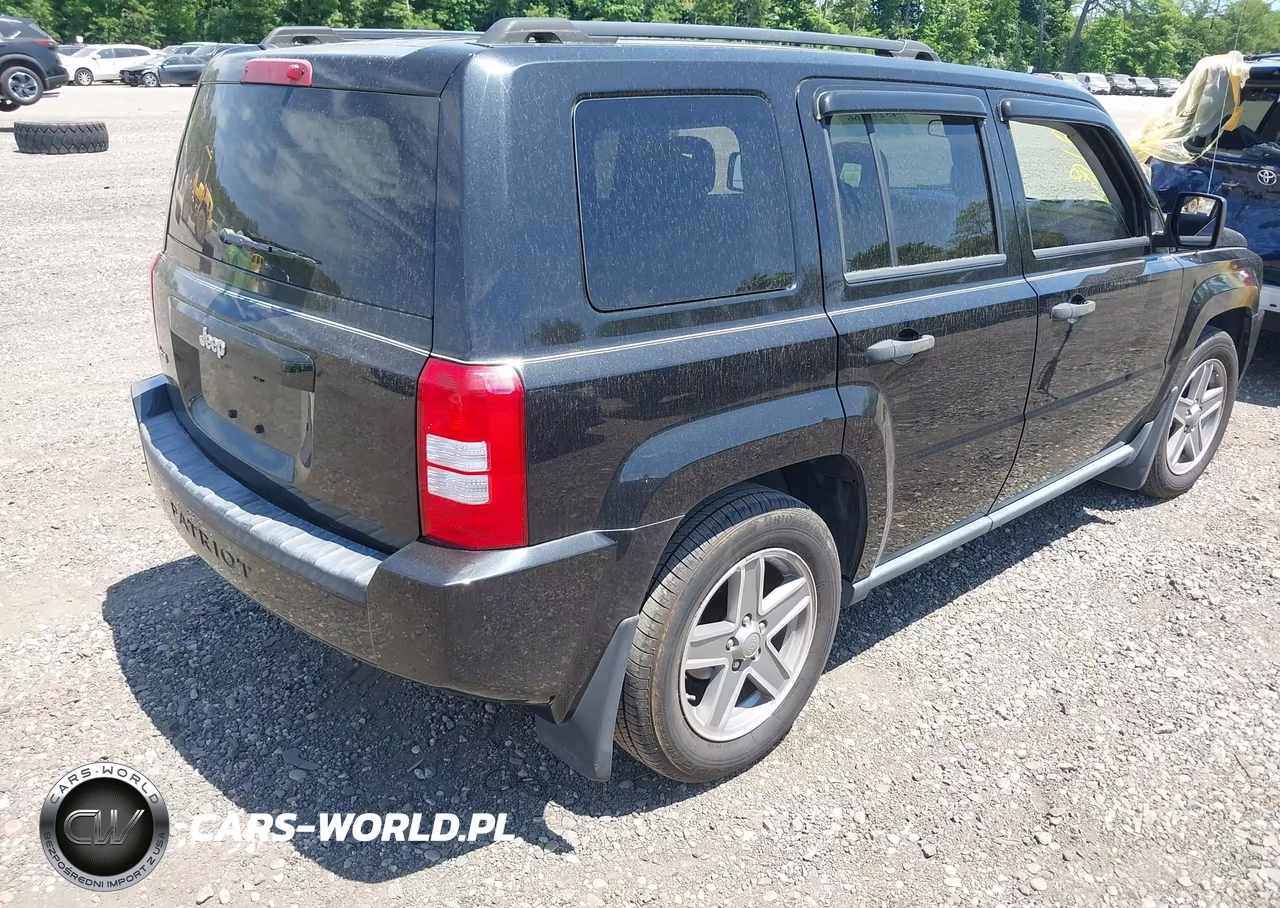 2008 Jeep Patriot Sport VIN:1J8FF28W08D513940 - 4