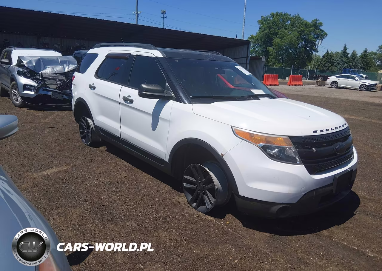 2015 Ford Explorer – zdjęcie 1 z 17