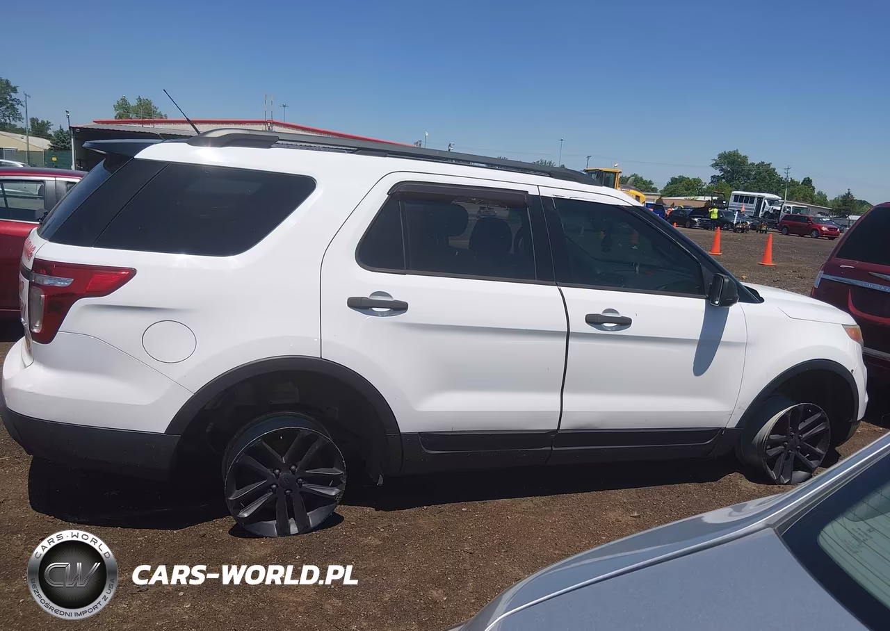 2015 Ford Explorer VIN:1FM5K8B8XFGA30717 - 13
