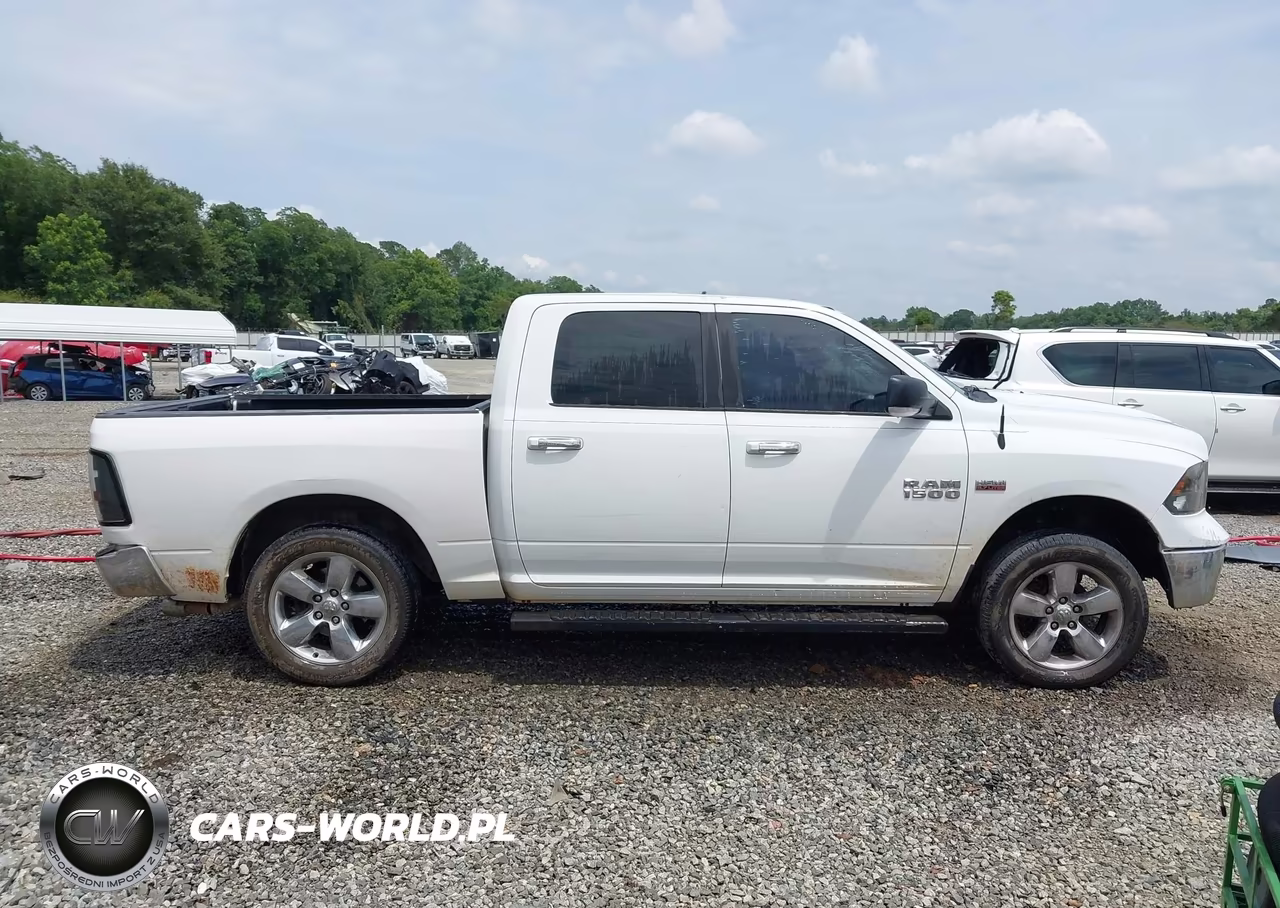2015 Ram 1500 Big Horn VIN:3C6RR7LT9FG598967 - 13
