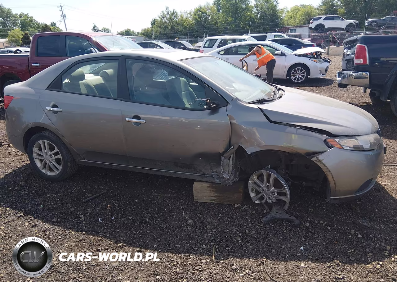 2011 Kia Forte Ex VIN:KNAFU4A20B5392986 - 12