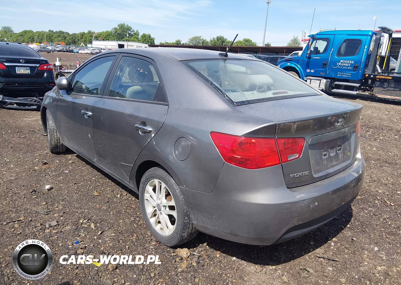 2011 Kia Forte Ex VIN:KNAFU4A20B5392986 - 3