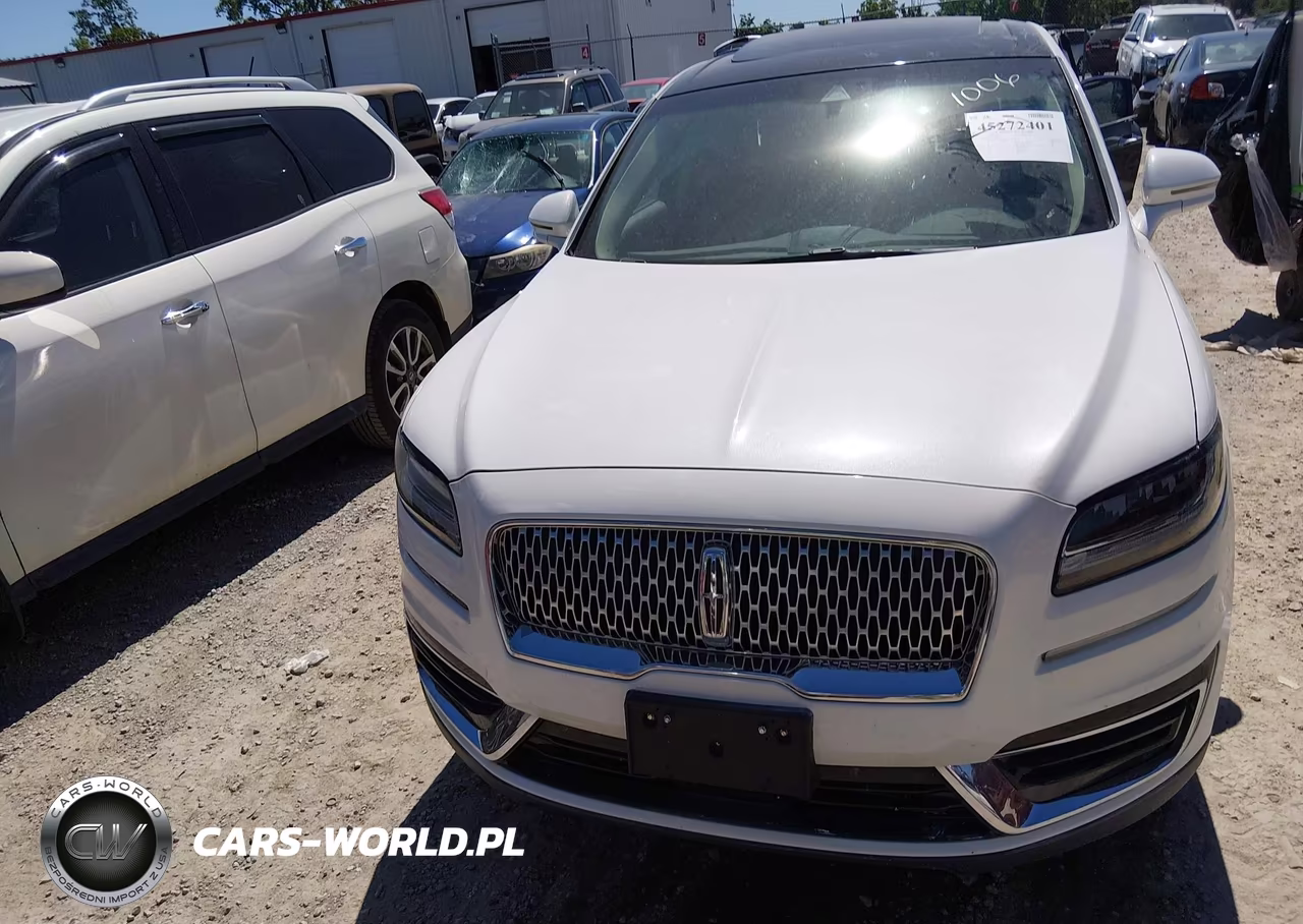 2020 Lincoln Nautilus Reserve VIN:2LMPJ6K93LBL31006 - 12