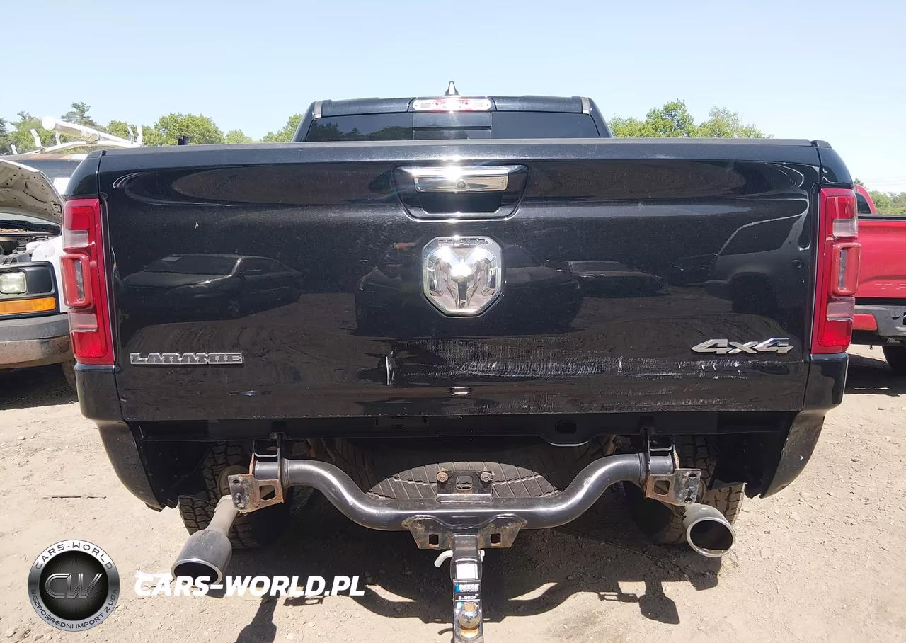 2021 Ram 1500 Laramie 4X4 5'7 Box VIN:1C6SRFJTXMN697266 - 17