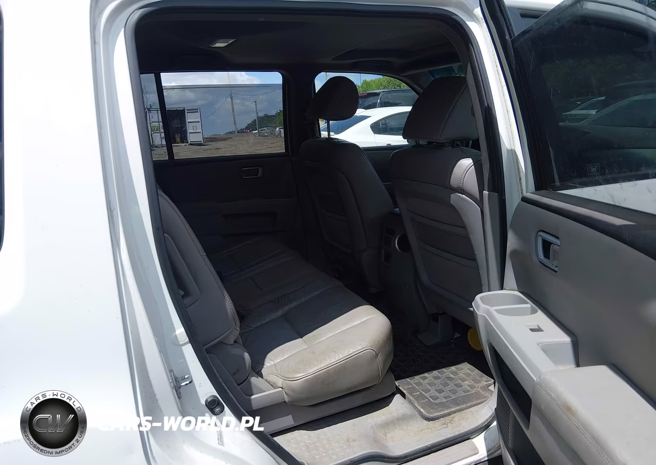 2011 Honda Pilot Ex-L VIN:5FNYF4H50BB062219 - 8